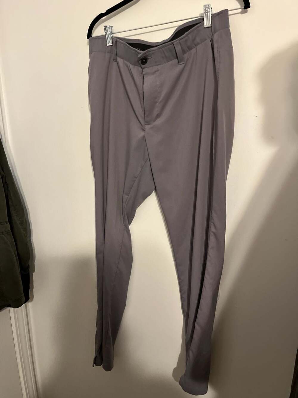 Under Armour Men's Gray Performance Tech Golf Pants Size 34x32